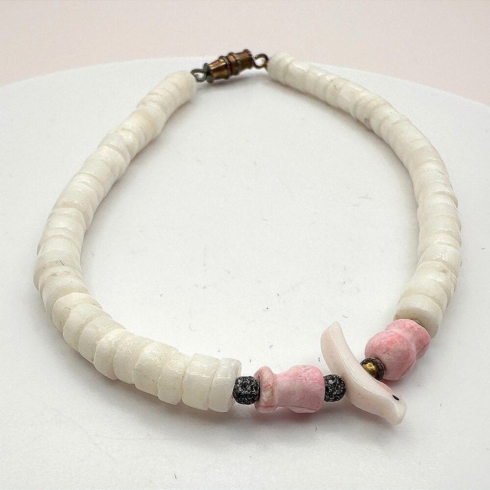 Vintage 90s Y2K Shell Heishe Bird Carved Beaded Bracelet Boho Women's Jewelry